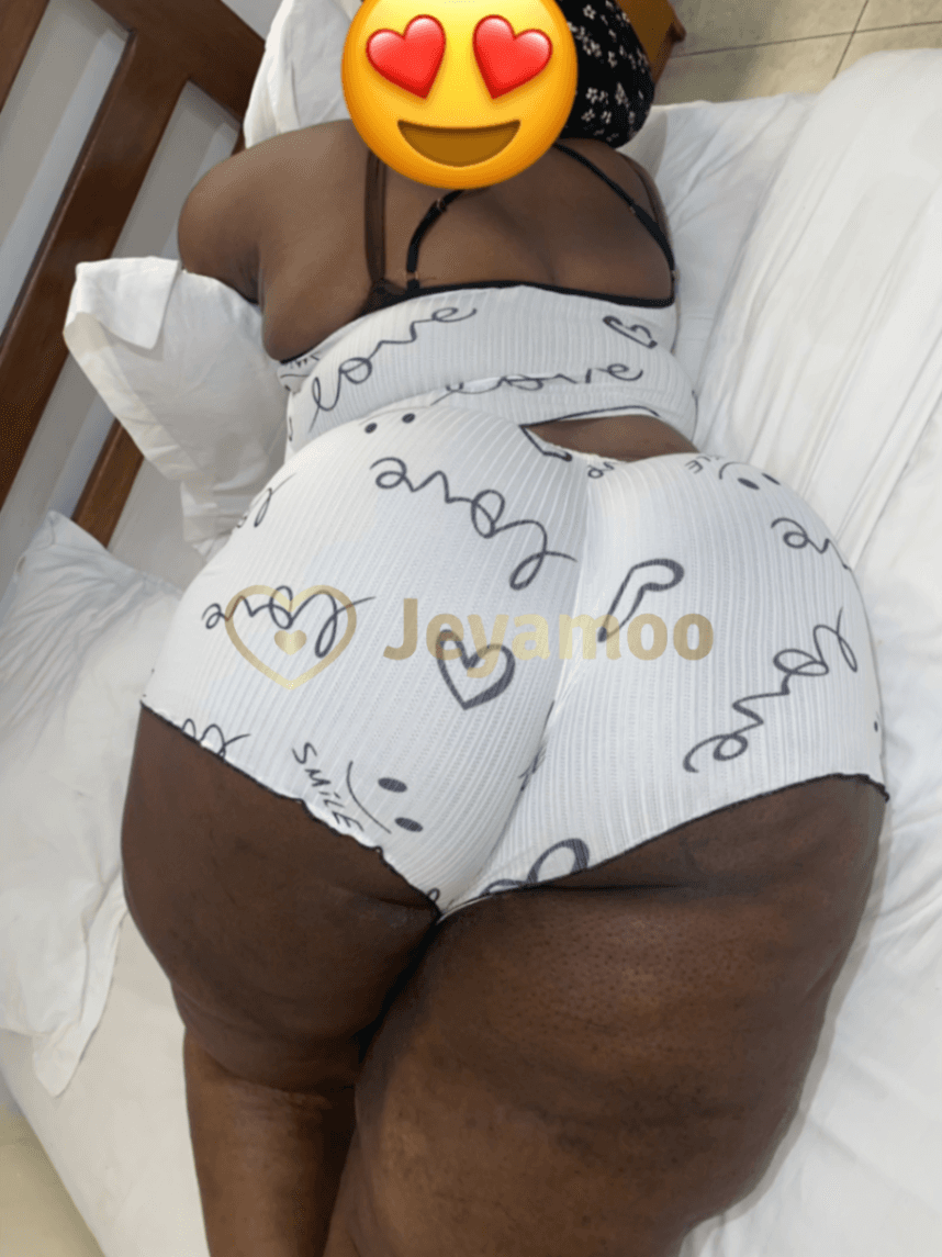 Escort ronde bio mature